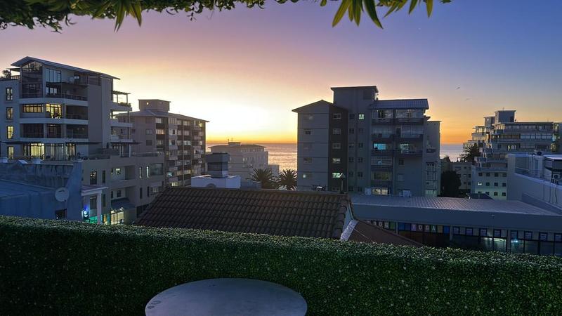 2 Bedroom Property for Sale in Sea Point Western Cape